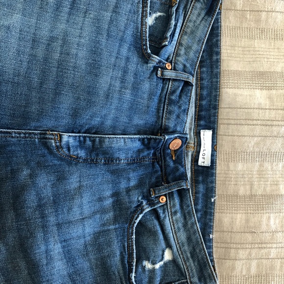Loft Curvy Skinny Destroyed Hem Jeans - Summer 2021 Season - Picture 3 of 9